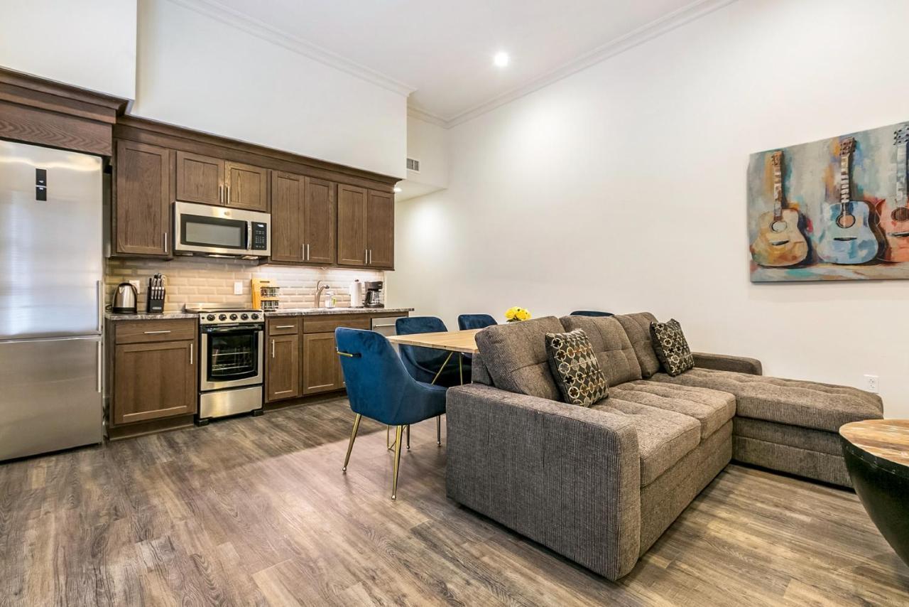1 And 2 Bedroom Private Condos Steps Away From French Quarter New Orleans Eksteriør billede