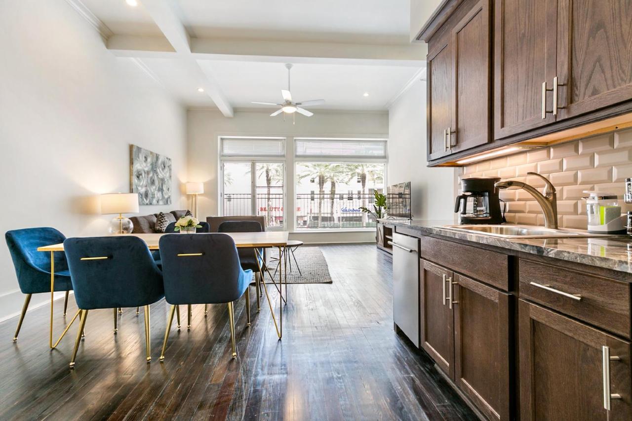 1 And 2 Bedroom Private Condos Steps Away From French Quarter New Orleans Eksteriør billede