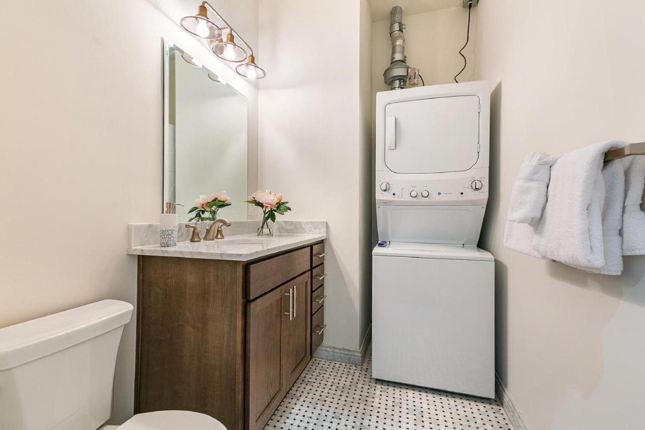 1 And 2 Bedroom Private Condos Steps Away From French Quarter New Orleans Eksteriør billede