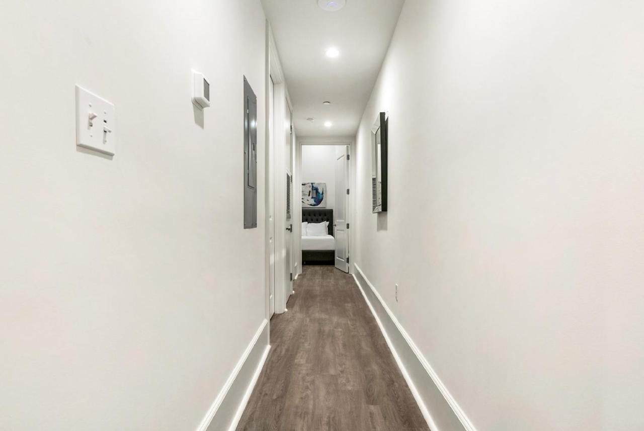 1 And 2 Bedroom Private Condos Steps Away From French Quarter New Orleans Eksteriør billede